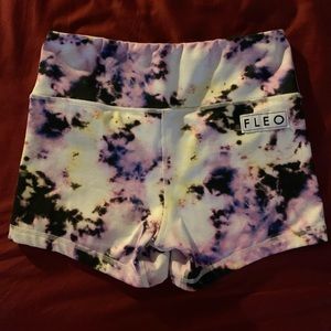 Fleo Shorts